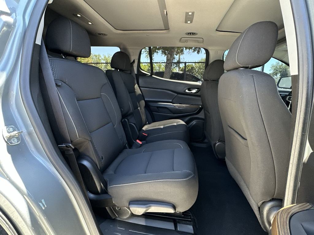 Thumbnail: 2023 GMC Acadia - 24
