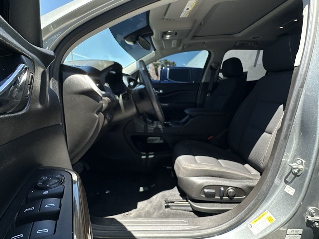 Thumbnail: 2023 GMC Acadia - 13