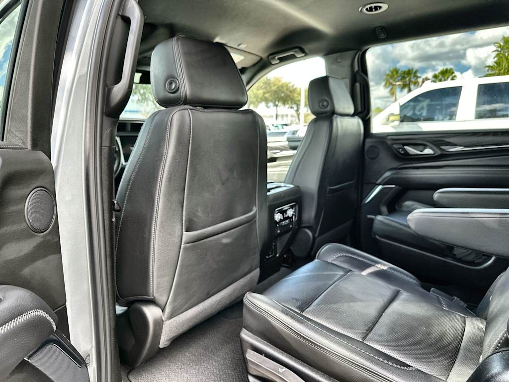 Thumbnail: 2024 GMC Yukon XL - 13