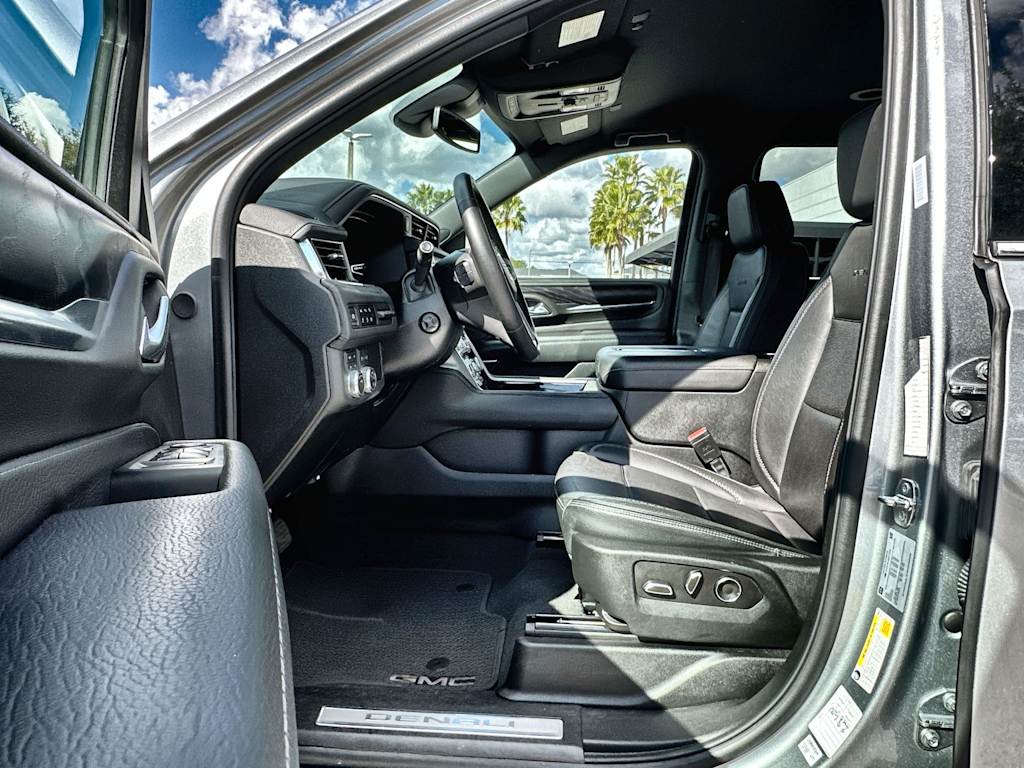 Thumbnail: 2024 GMC Yukon XL - 11