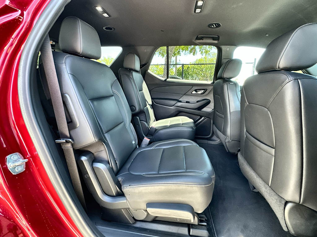 Thumbnail: 2023 Chevrolet Traverse - 26