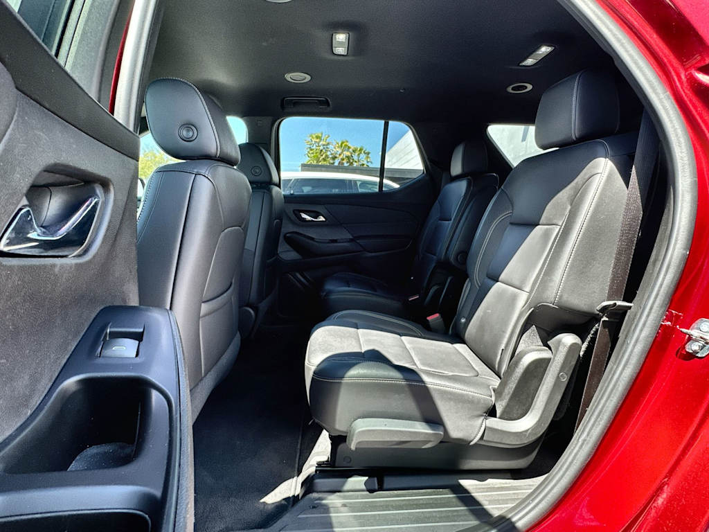 Thumbnail: 2023 Chevrolet Traverse - 12