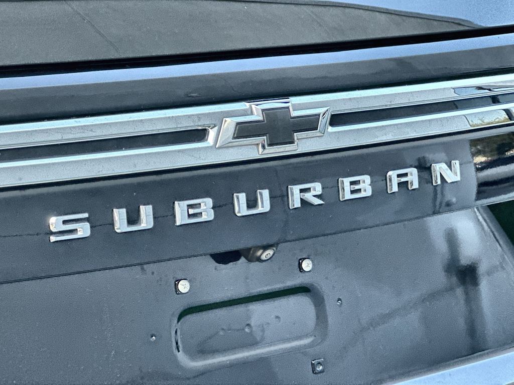 Thumbnail: 2023 Chevrolet Suburban - 24