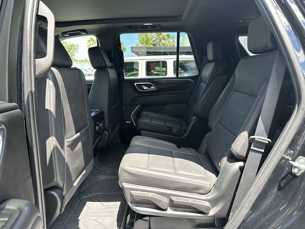 Thumbnail: 2023 Chevrolet Tahoe - 10