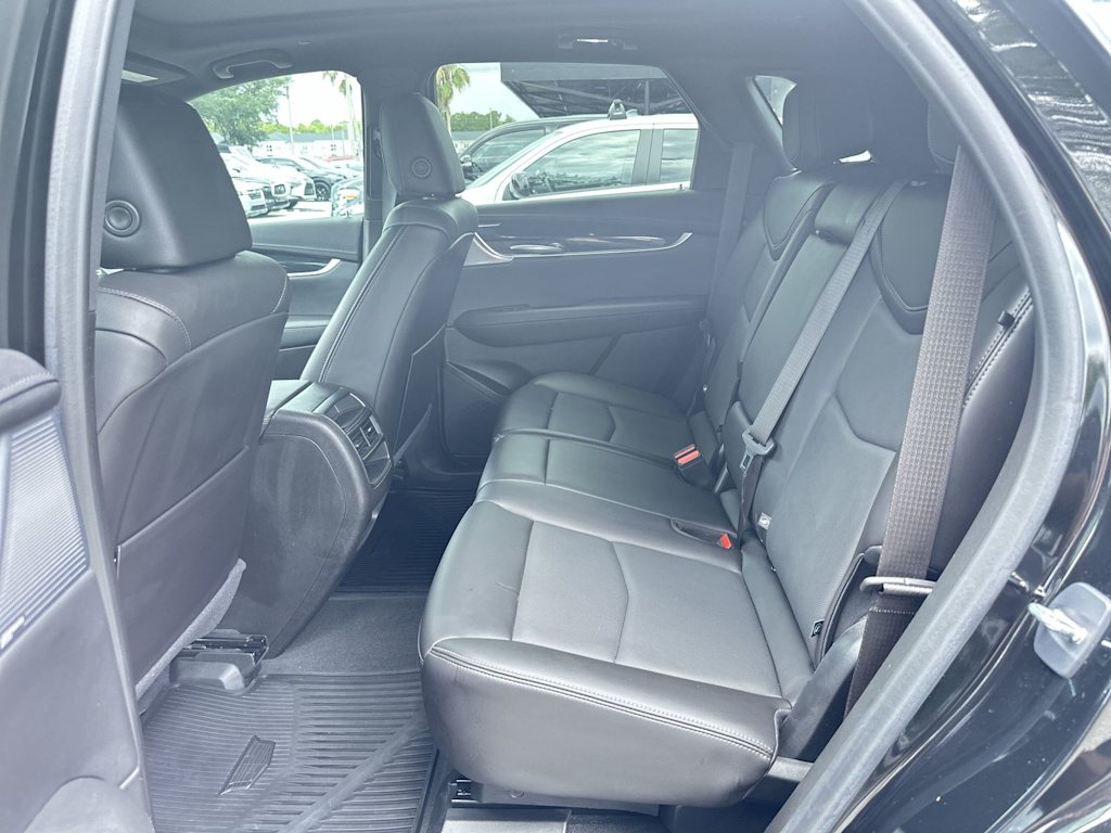Thumbnail: 2024 Cadillac XT5 - 12