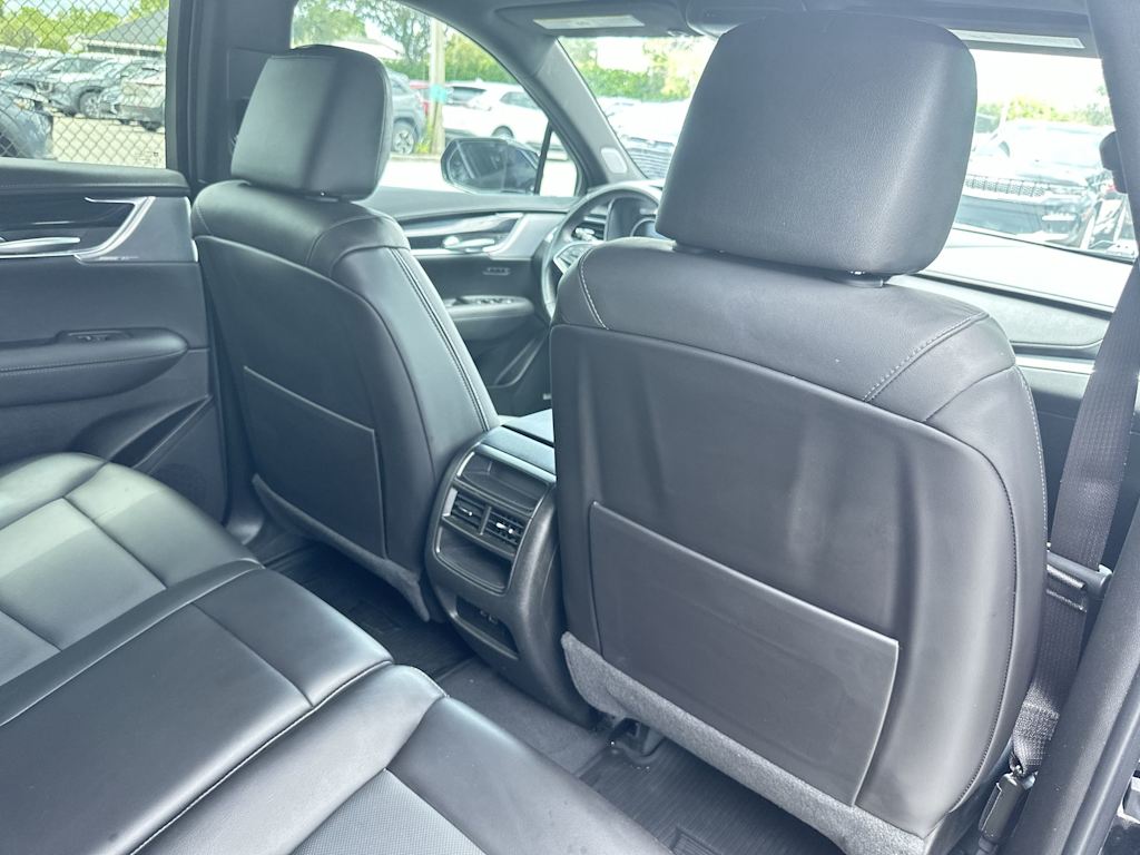 Thumbnail: 2024 Cadillac XT5 - 25