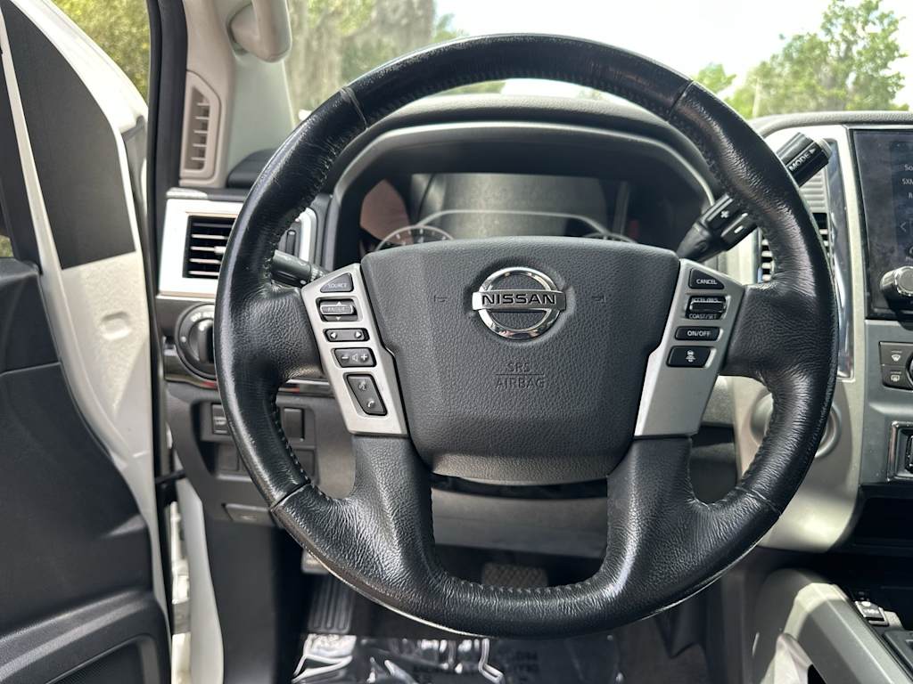Thumbnail: 2021 Nissan Titan - 9