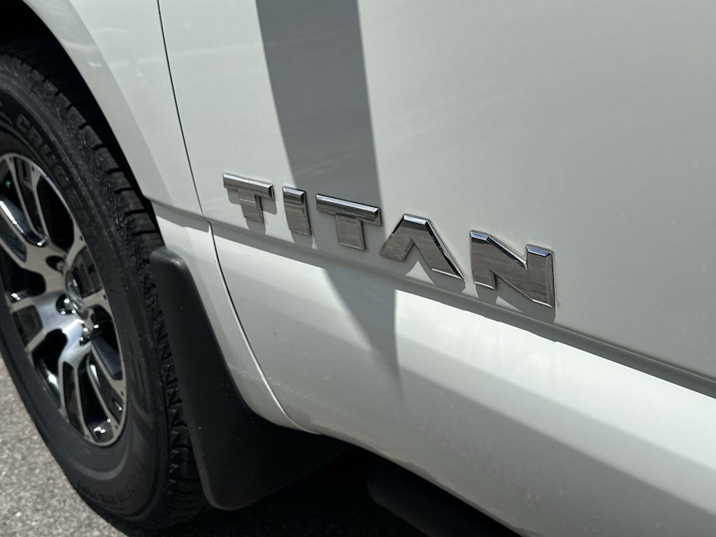 Thumbnail: 2021 Nissan Titan - 6