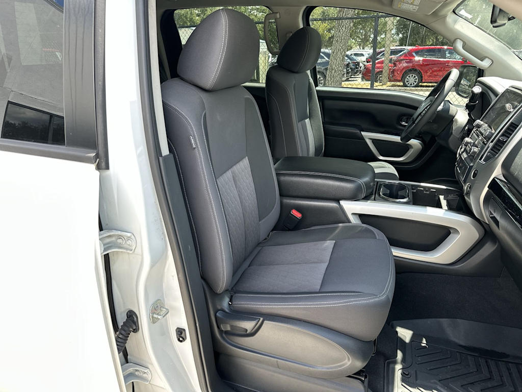 Thumbnail: 2021 Nissan Titan - 19