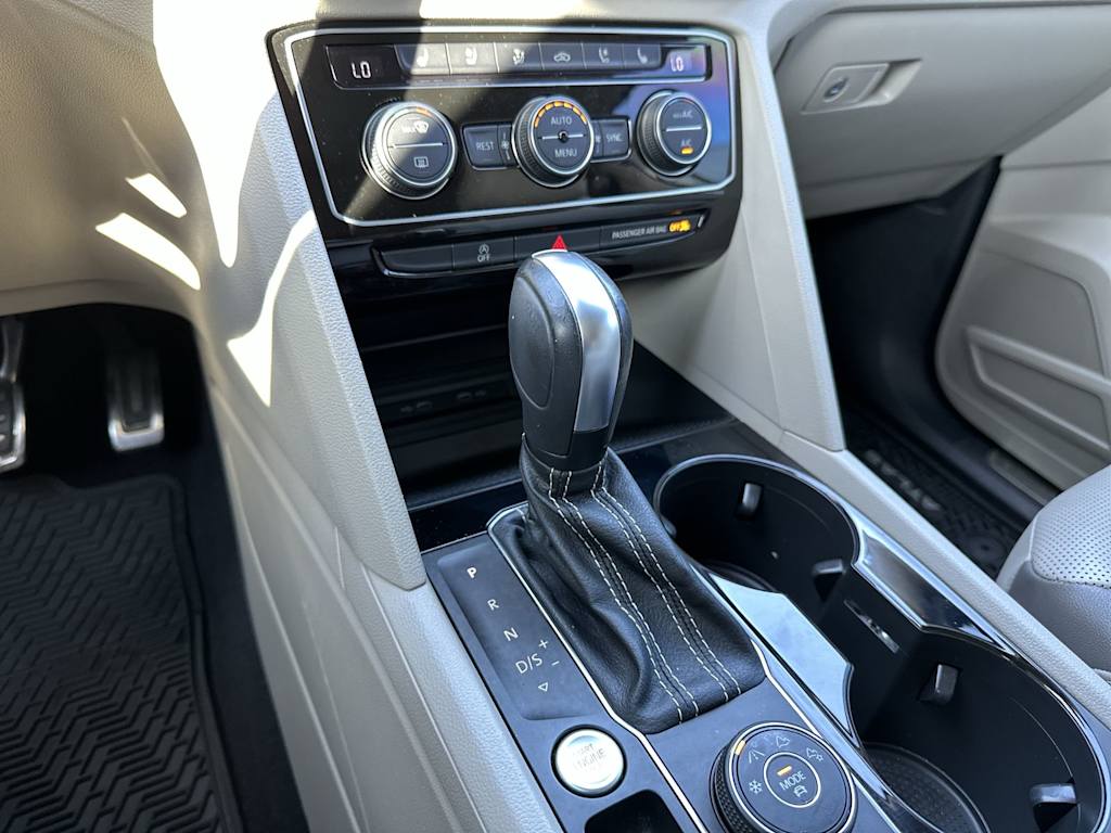 Thumbnail: 2021 Volkswagen Atlas - 14