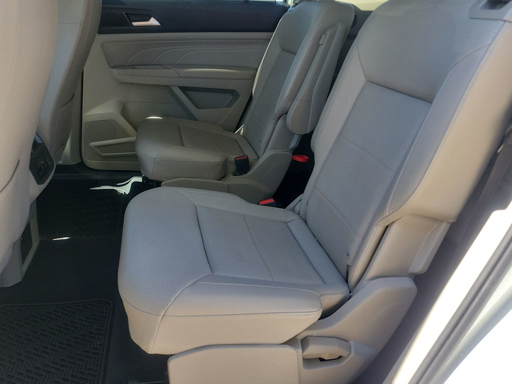 2023 Volkswagen Atlas SE 9
