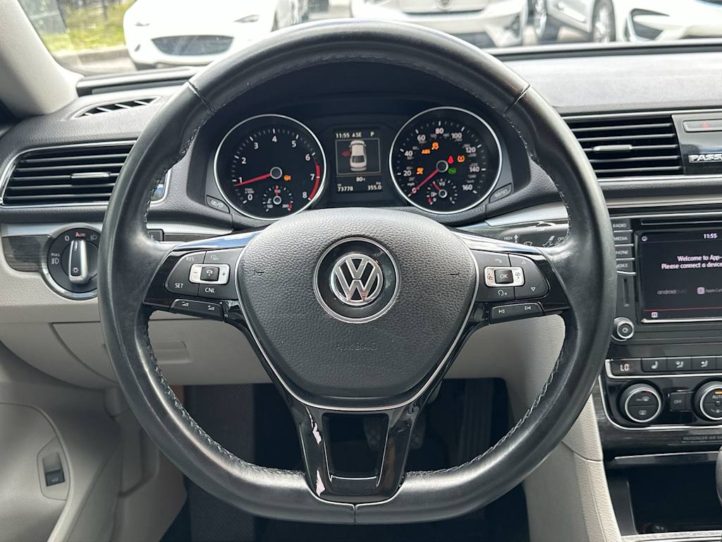 Thumbnail: 2018 Volkswagen Passat - 10