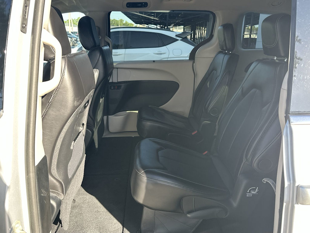 Thumbnail: 2024 Chrysler Pacifica - 13