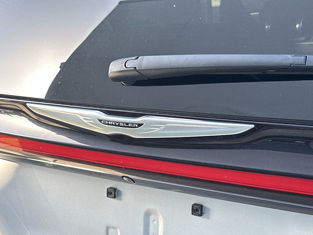 Thumbnail: 2024 Chrysler Pacifica - 23