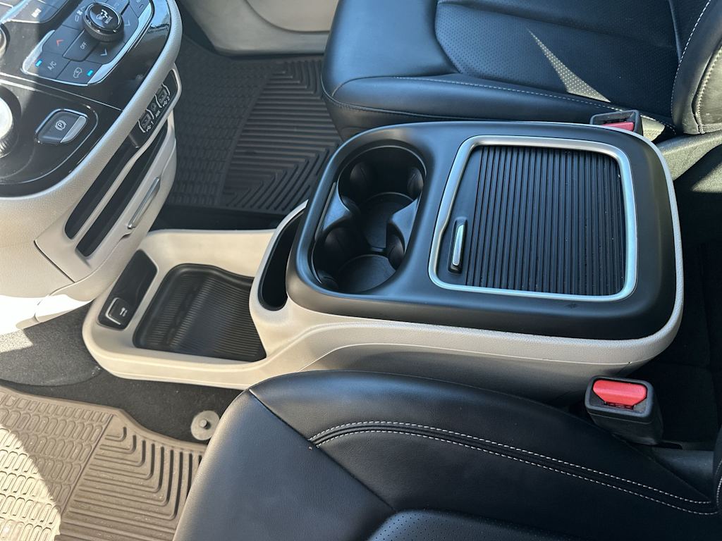 Thumbnail: 2024 Chrysler Pacifica - 26