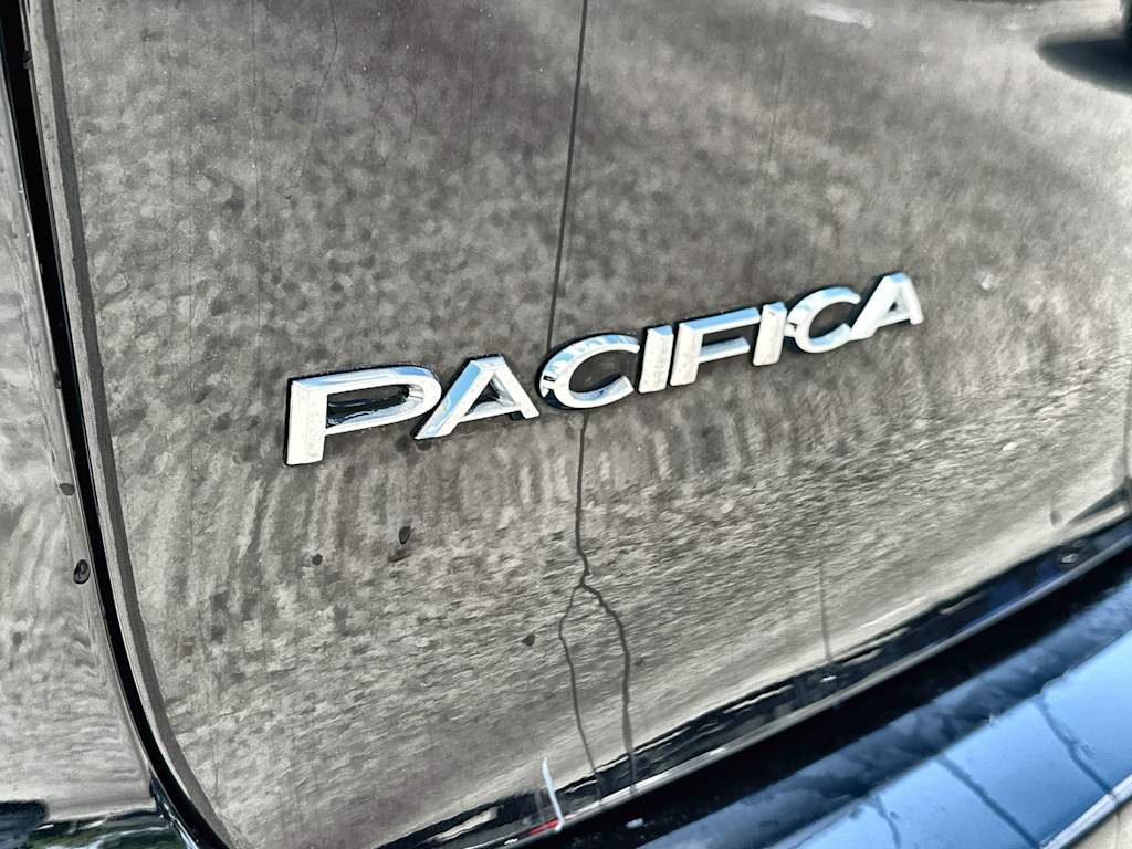 Thumbnail: 2024 Chrysler Pacifica - 7
