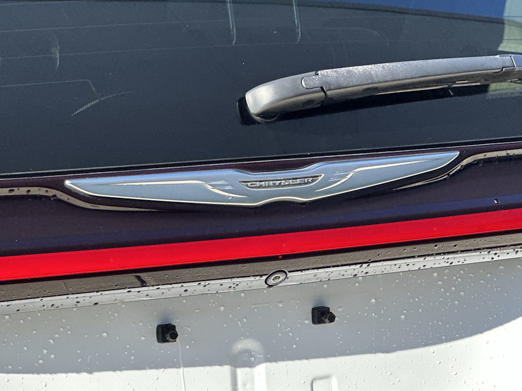 Thumbnail: 2022 Chrysler Pacifica - 22