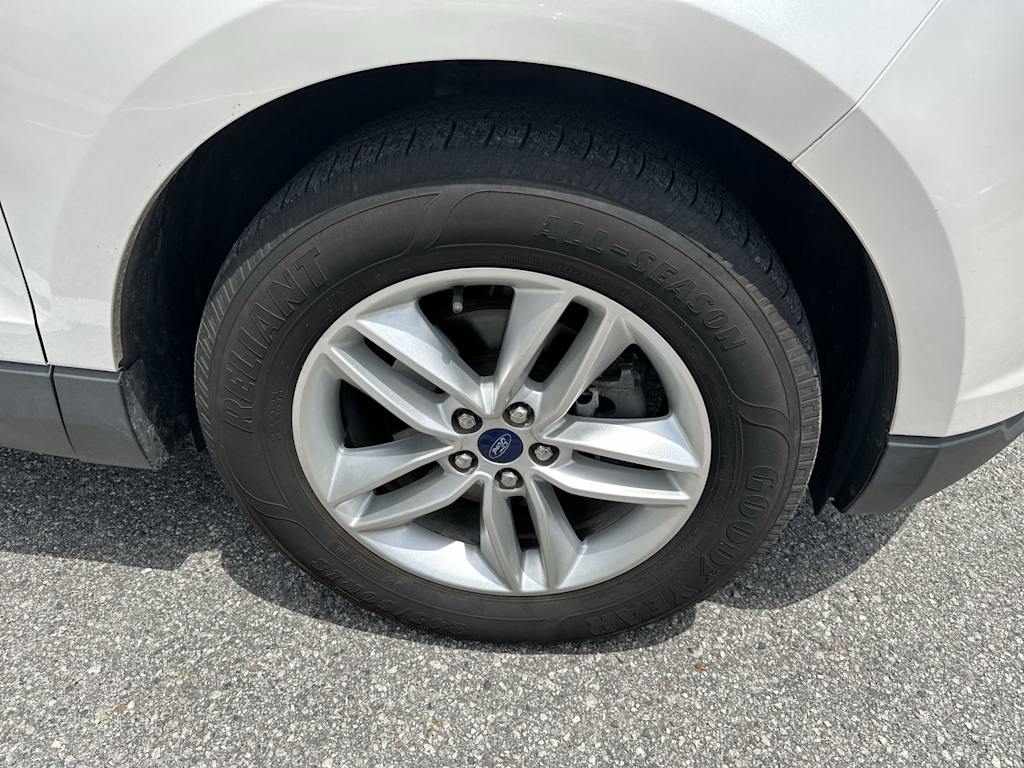 Thumbnail: 2016 Ford Edge - 7