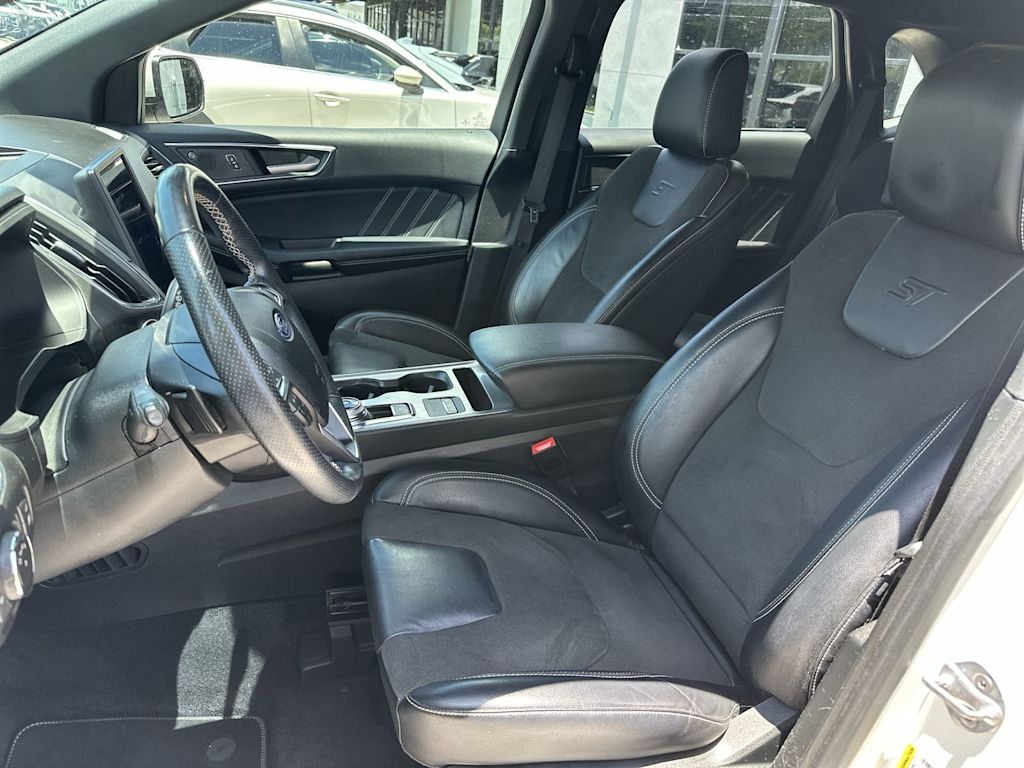 Thumbnail: 2022 Ford Edge - 10