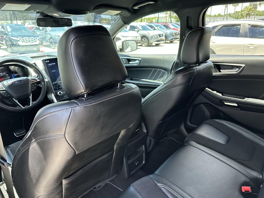 Thumbnail: 2022 Ford Edge - 24