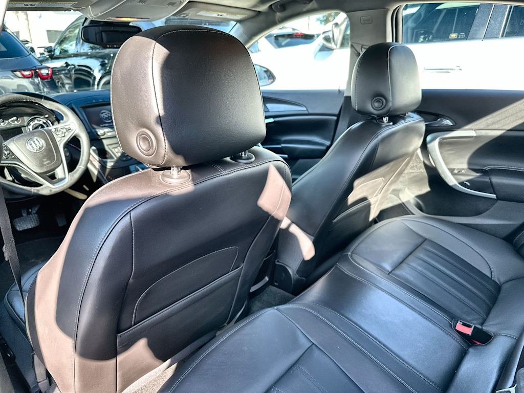 Thumbnail: 2017 Buick Regal - 23