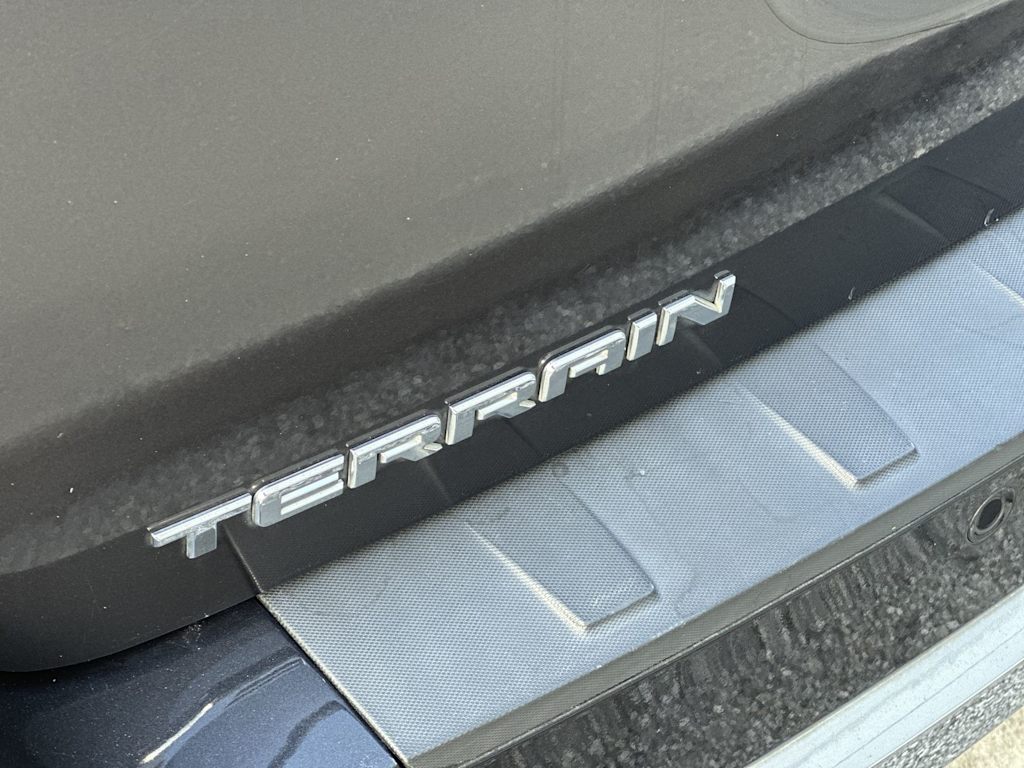 Thumbnail: 2015 GMC Terrain - 6