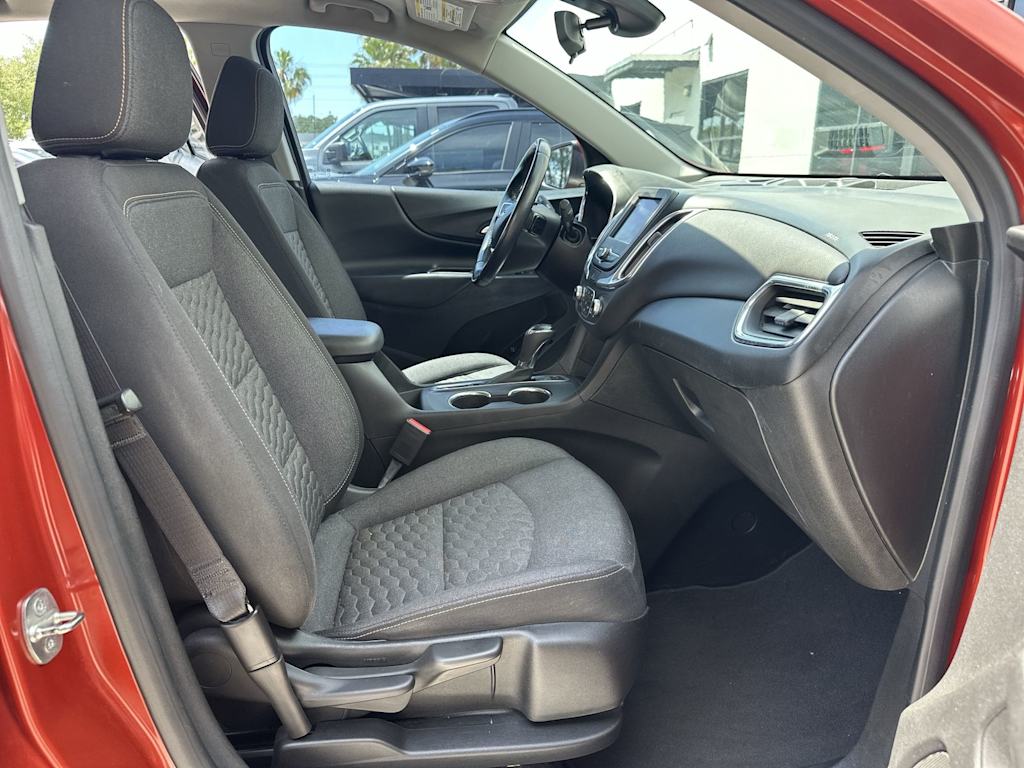 Thumbnail: 2020 Chevrolet Equinox - 16