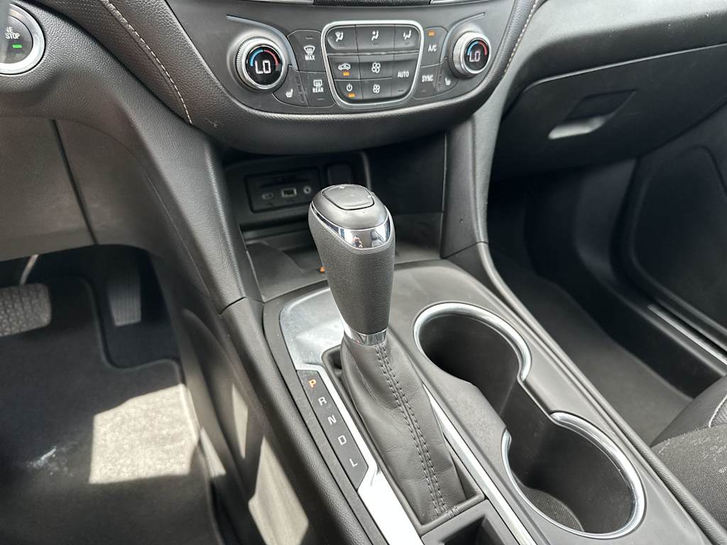 Thumbnail: 2020 Chevrolet Equinox - 14