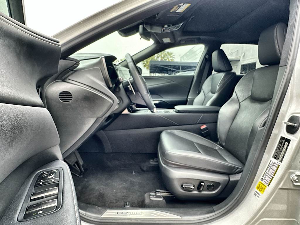 Thumbnail: 2024 Lexus RX - 13