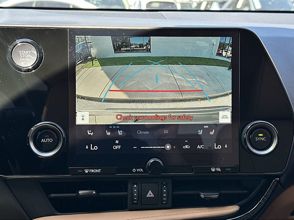 Thumbnail: 2025 Lexus ES - 27