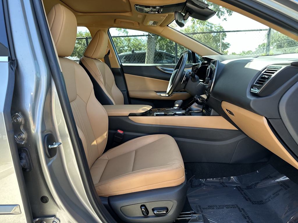 Thumbnail: 2025 Lexus ES - 11