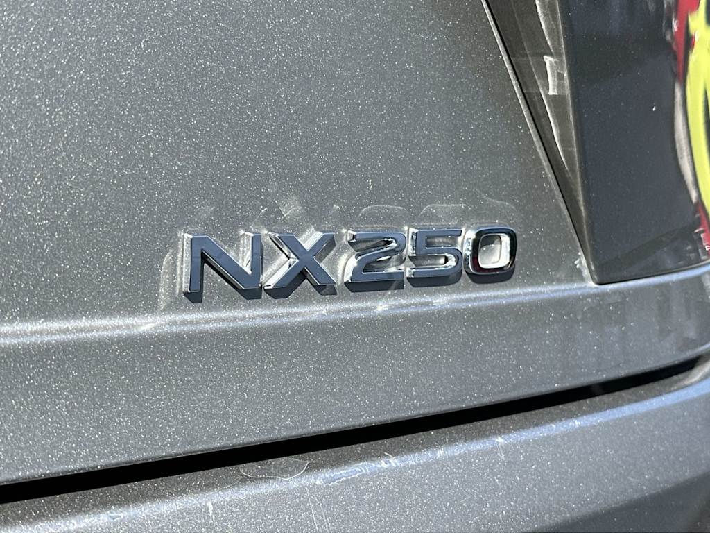 Thumbnail: 2025 Lexus ES - 6