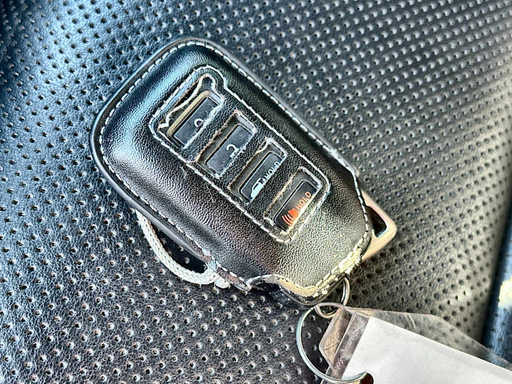 Thumbnail: 2020 Lexus RX - 17