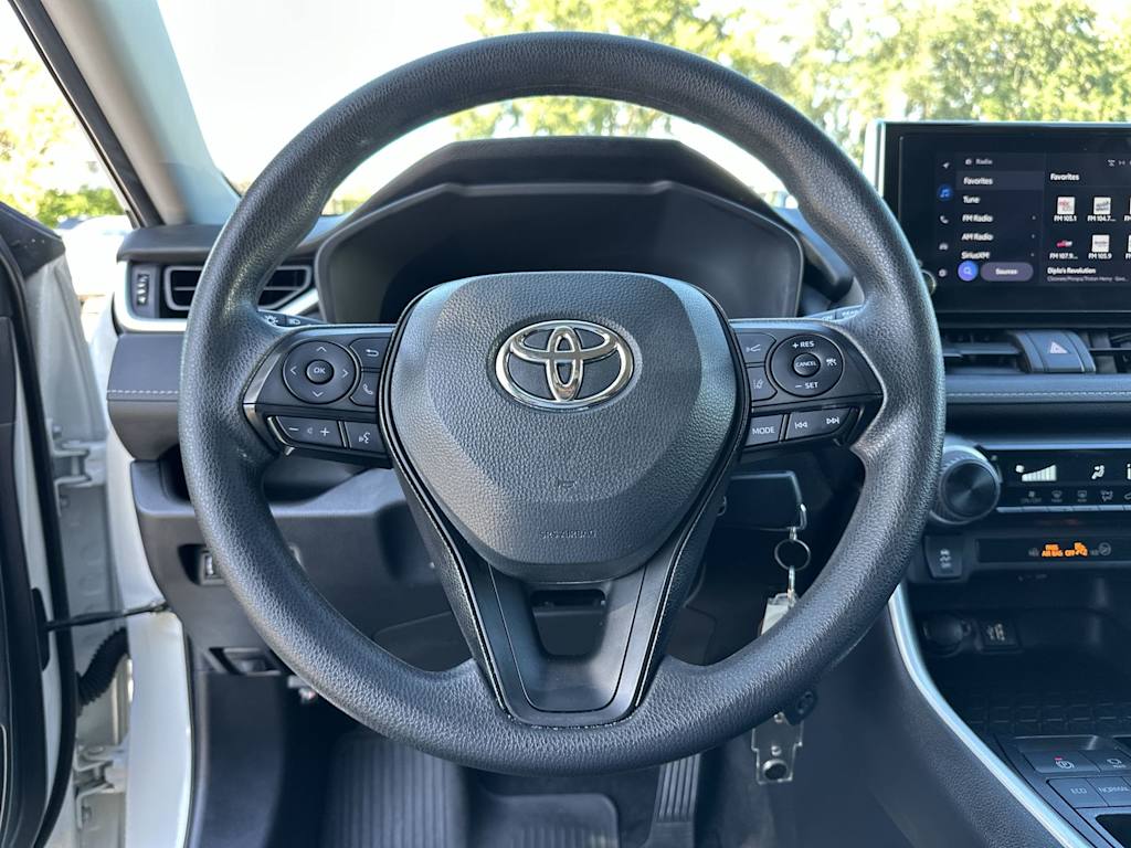 Thumbnail: 2024 Toyota RAV4 - 9