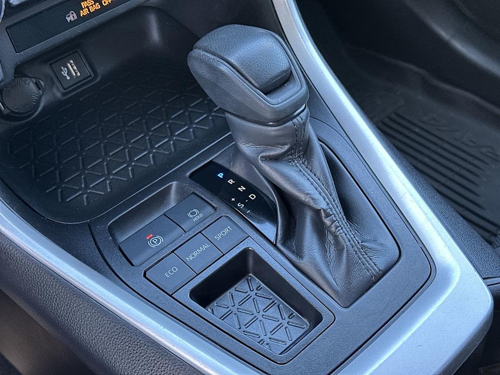 Thumbnail: 2024 Toyota RAV4 - 14
