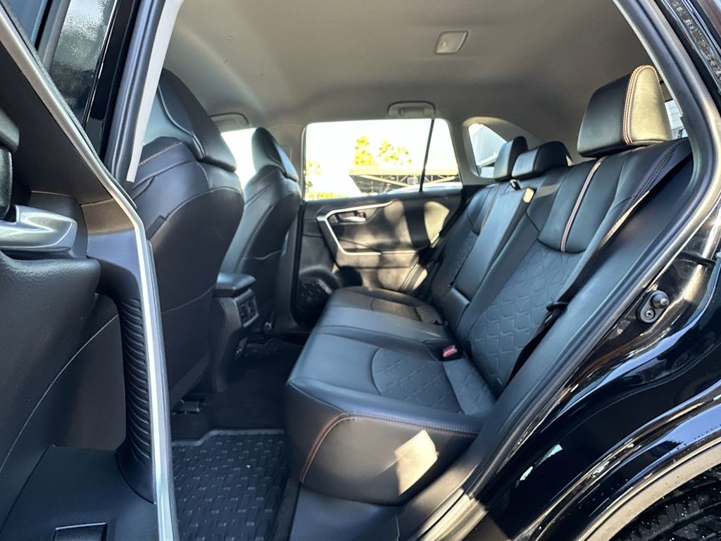 Thumbnail: 2024 Toyota RAV4 - 18