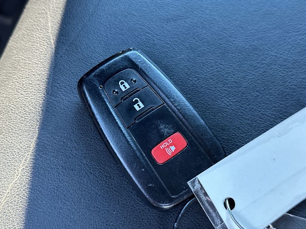 Thumbnail: 2024 Toyota RAV4 - 17