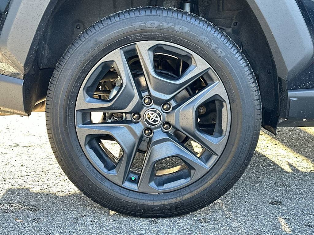 Thumbnail: 2024 Toyota RAV4 - 8