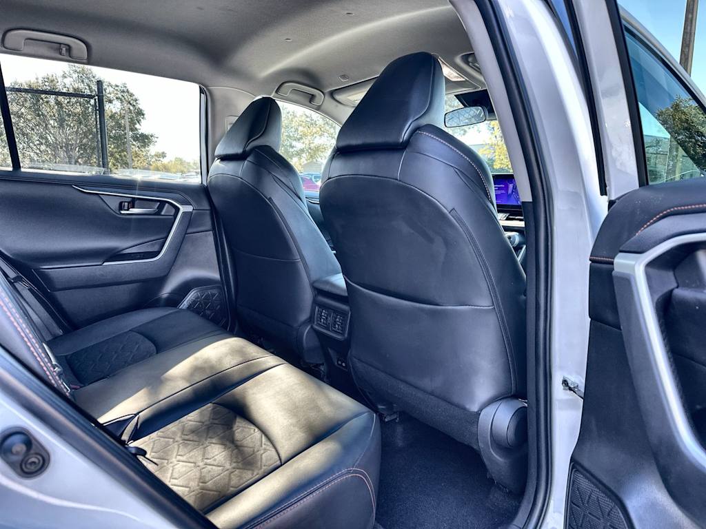 Thumbnail: 2024 Toyota RAV4 - 25