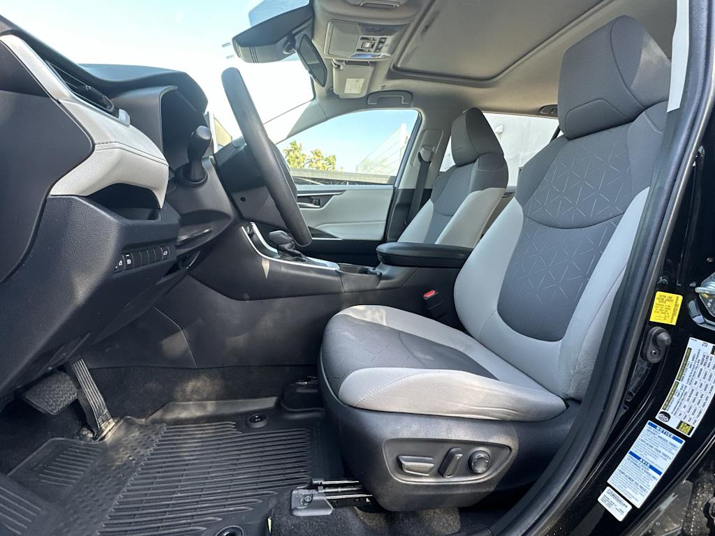 Thumbnail: 2023 Toyota RAV4 - 12