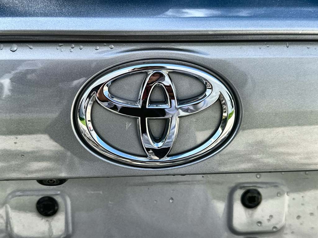 Thumbnail: 2024 Toyota RAV4 - 23