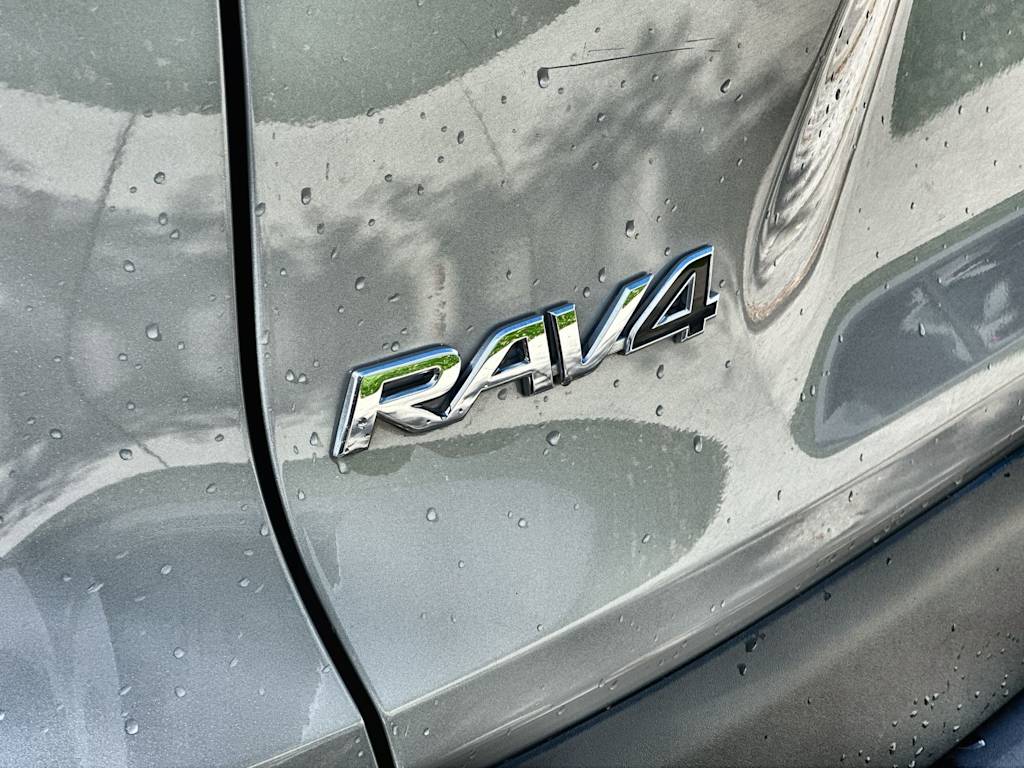 Thumbnail: 2024 Toyota RAV4 - 7