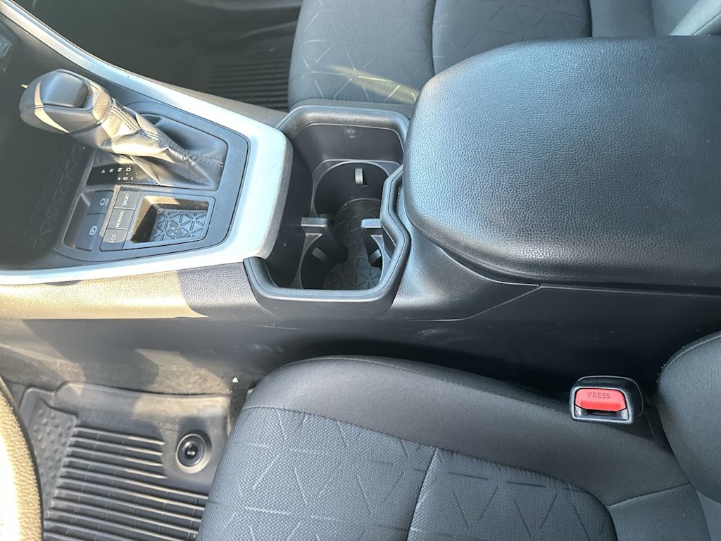 Thumbnail: 2023 Toyota RAV4 - 13