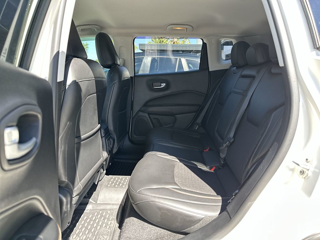Thumbnail: 2018 Jeep Compass - 12