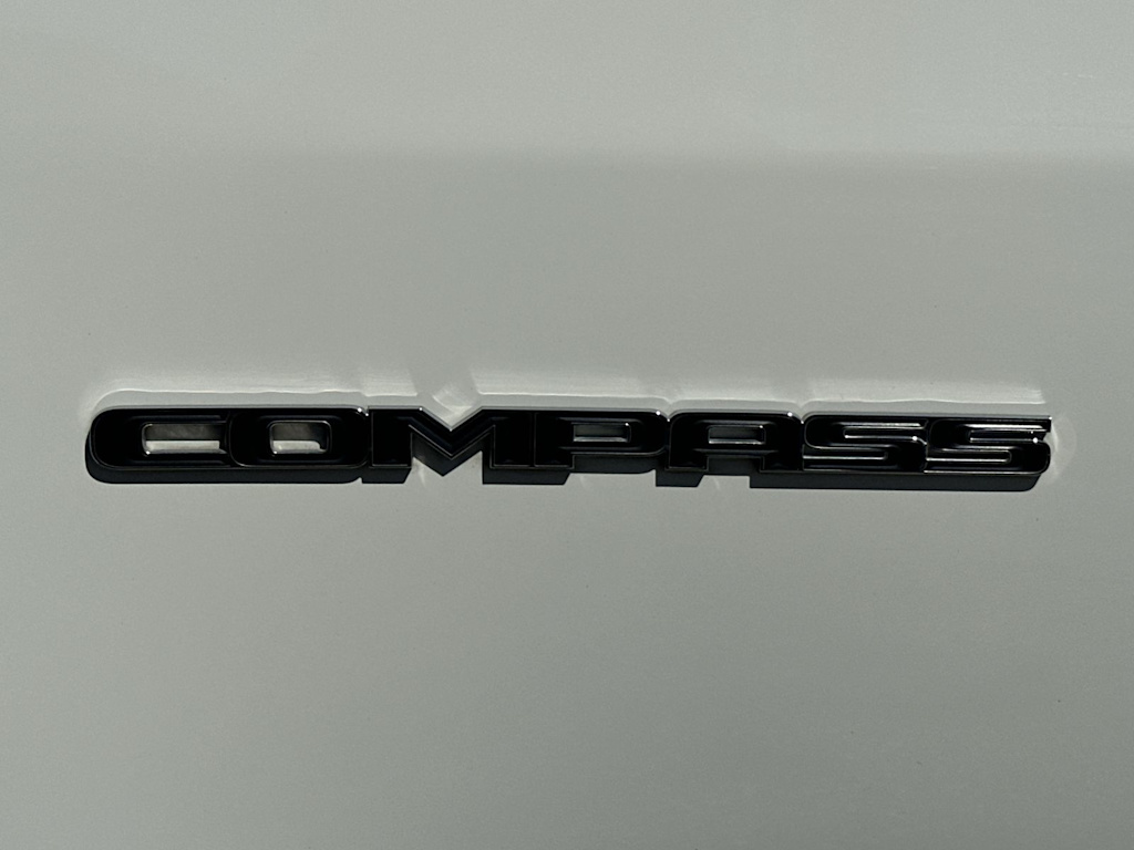 Thumbnail: 2018 Jeep Compass - 6