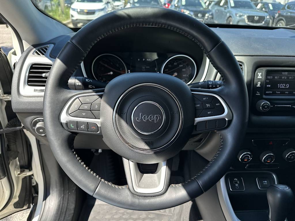 Thumbnail: 2018 Jeep Compass - 9