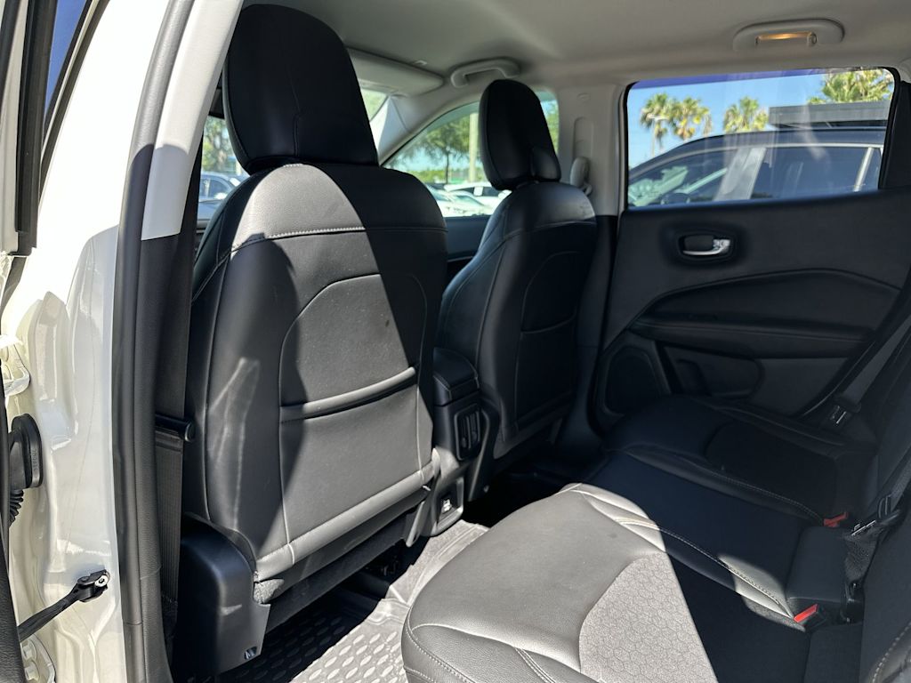 Thumbnail: 2018 Jeep Compass - 25