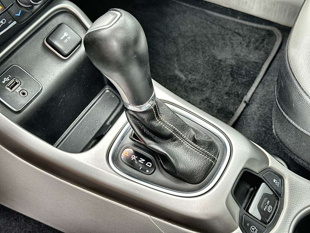 Thumbnail: 2019 Jeep Compass - 14