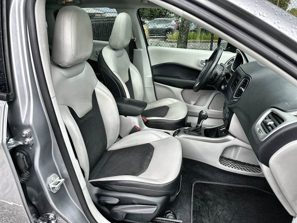 Thumbnail: 2019 Jeep Compass - 20