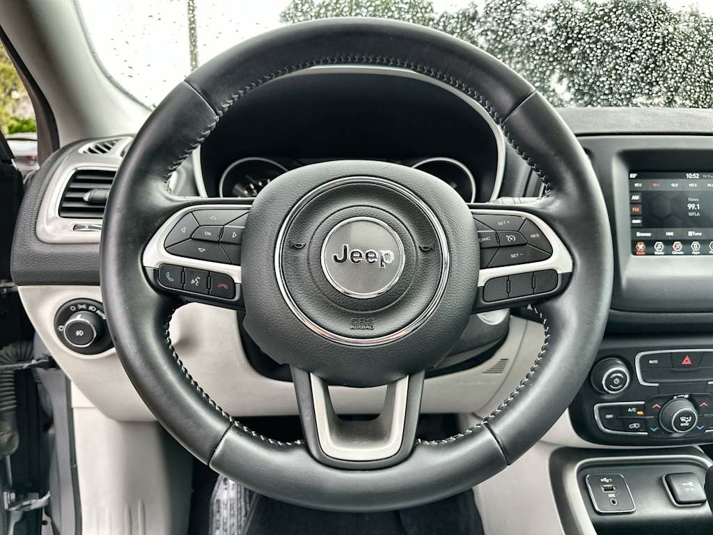 Thumbnail: 2019 Jeep Compass - 9